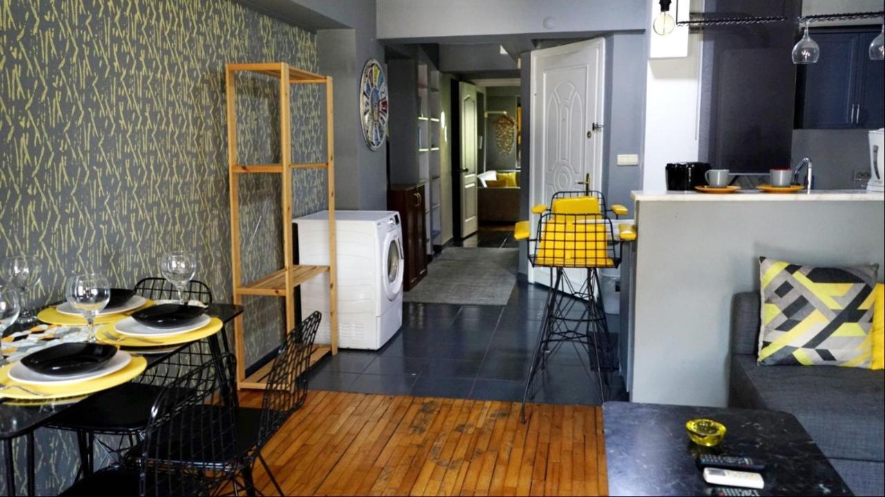 Apartamento Sweet House In The Heart Of Estambul Exterior foto