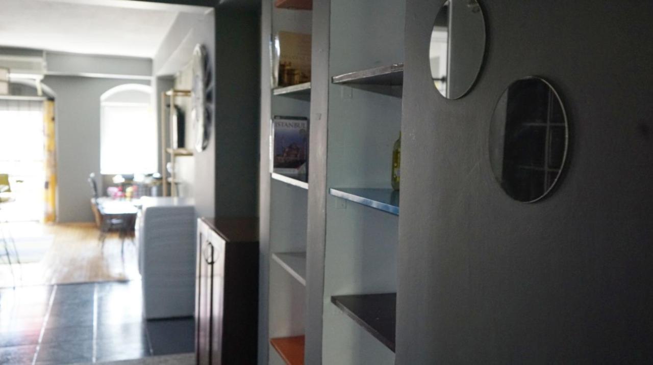 Apartamento Sweet House In The Heart Of Estambul Exterior foto